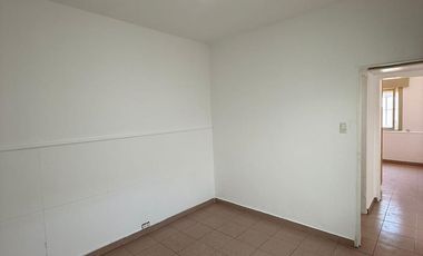 Sin Expensas - 2 Dorm - Patio - Cochera - Departamento en alquiler en Maipú Seccion 2