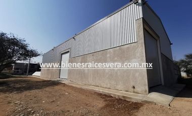 BODEGA EN RENTA EN TEQUISQUIAPAN SOBRE CARRETERA. BRV28