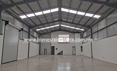 BODEGA EN RENTA EN TEQUISQUIAPAN SOBRE CARRETERA. BRV28