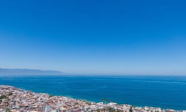 PENTHOUSE EN CENTRO DE PUERTO VALLARTA /MDY