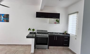 CASA EN CONKAL RENTA