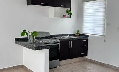 CASA EN CONKAL RENTA