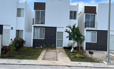 CASA EN CONKAL RENTA