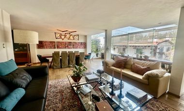 HERMOSA CASA CON JARDIN Y TERRAZA EN VENTA EN LOMAS ALTAS