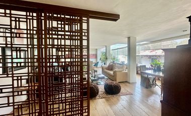 HERMOSA CASA CON JARDIN Y TERRAZA EN VENTA EN LOMAS ALTAS