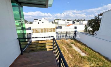 CASA EN VENTA - VALLE DEL MOLINO TEXCOCO