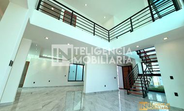 CASA EN VENTA - VALLE DEL MOLINO TEXCOCO
