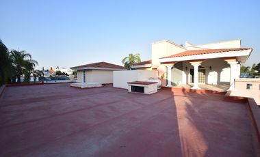 Casa en renta en Ciudad del Sol, Zapopan ideal para oficinas o Habitacional
