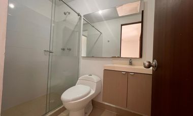 Ciudad Country linda casa Venta.