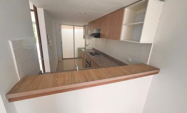 Ciudad Country linda casa Venta.