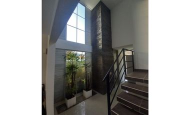 CASA CAMPESTRE GUADUALES DE LAS MERCEDES /  JAMUNDI  ALFAGUARA