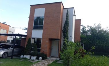 CASA CAMPESTRE GUADUALES DE LAS MERCEDES /  JAMUNDI  ALFAGUARA