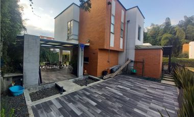 CASA CAMPESTRE GUADUALES DE LAS MERCEDES /  JAMUNDI  ALFAGUARA