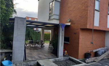 CASA CAMPESTRE GUADUALES DE LAS MERCEDES /  JAMUNDI  ALFAGUARA