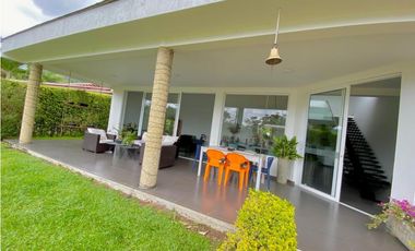 CASA CAMPESTRE CON PISCINA ALFAGUARA JAMUNDI VERDE HORIZONTE