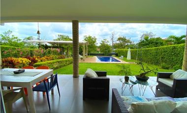 CASA CAMPESTRE CON PISCINA ALFAGUARA JAMUNDI VERDE HORIZONTE