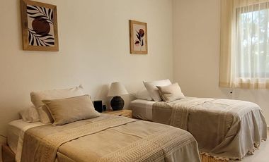 CASA EN VENTA TULUM 3 HABITACIONES ALBERCA SEMI OLIMPICA OPORTUNIDAD ROI SEGURIDAD PRIVADA PLAYA