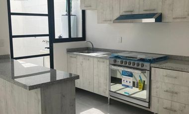 Casa moderna en venta Intercity con cocina de granito y amenidades premium.