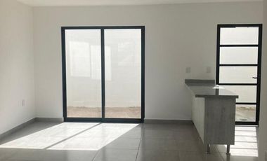 Casa moderna en venta Intercity con cocina de granito y amenidades premium.