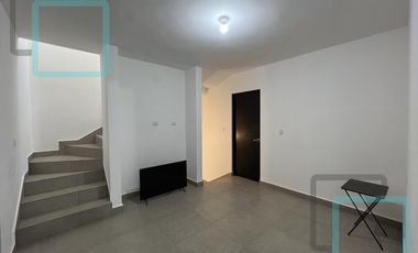 CASA EN RENTA FRACCIONAMIENTO MONETTA ZONA APODACA