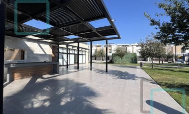 CASA EN RENTA FRACCIONAMIENTO MONETTA ZONA APODACA