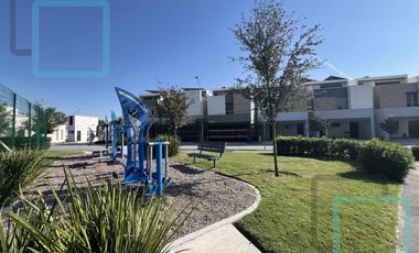 CASA EN RENTA FRACCIONAMIENTO MONETTA ZONA APODACA