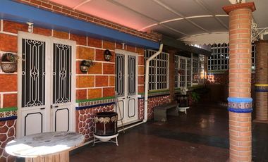 VENTA DE SALON DE EVENTOS EQUIPADO