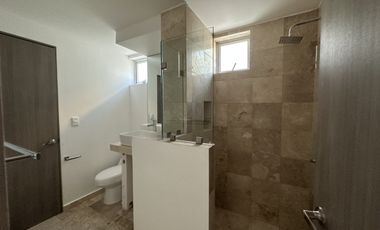 ILUMINADO DEPARTAMENTO EN VENTA CON VISTA AL LAGO, JURIQUILLA