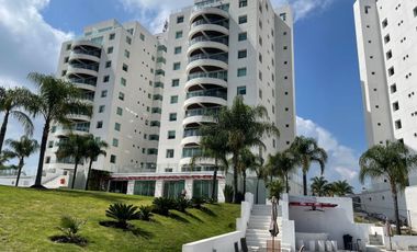 ILUMINADO DEPARTAMENTO EN VENTA CON VISTA AL LAGO, JURIQUILLA