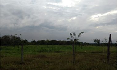 ALQUILO LOTE RURAL VIA YUMBO -  VIJES
