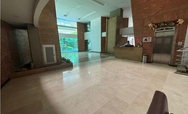 VENDO EN PRECIO DE OPORTUNIDAD  APARTAOFICINA EN EL POBLADO
