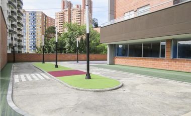 Apartamento Amoblado Loma del indio piso 18