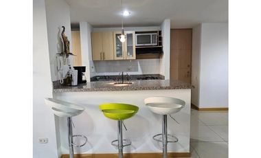 Apartamento Amoblado Loma del indio piso 18