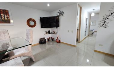 Apartamento Amoblado Loma del indio piso 18