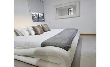 Apartamento Amoblado Loma del indio piso 18