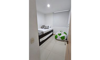 Apartamento Amoblado Loma del indio piso 18