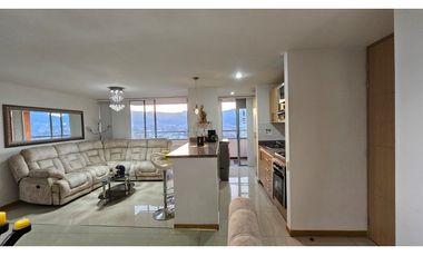 Apartamento Amoblado Loma del indio piso 18