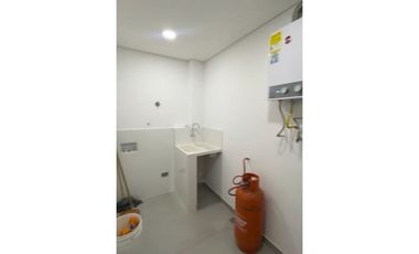 SE VENDE PERMUTA CASA EN LA CEJA UNIDAD CERRADA 2 PARQUEADEROS CITADEL