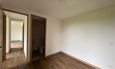 Arriendo apartamento nuevo en unidad cerrada en La Ceja