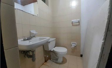 Alquiler.casa comercial Laureles