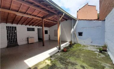 Alquiler.casa comercial Laureles