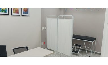 ARRIENDO DE CENTRO MEDICO  EN EL PORVENIR