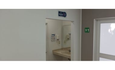 ARRIENDO DE CENTRO MEDICO  EN EL PORVENIR