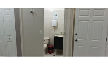 ARRIENDO DE CENTRO MEDICO  EN EL PORVENIR