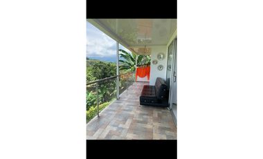 VENDO CASA CAMPESTRE EN COMBIA