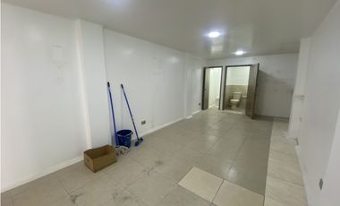Local en arriendo en el centro de Manizales sobre vía principal