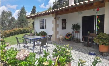 Arriendo espectacular finca en Rionegro- Sajonia