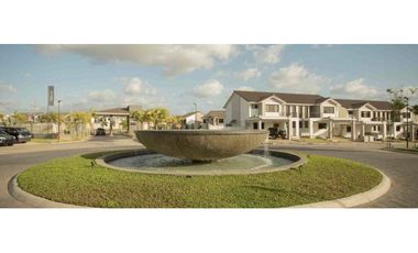 ALQUILO CASA PH AVENTURA BRISAS DEL GOLF PASEO DEL NORTE