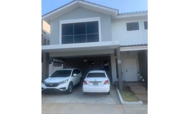 ALQUILO CASA PH AVENTURA BRISAS DEL GOLF PASEO DEL NORTE