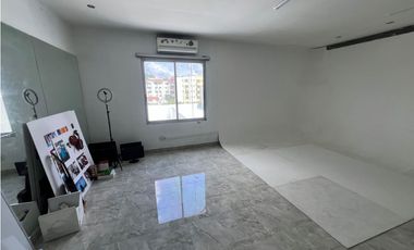 ALQUILER OFICINA Y BODEGA COSTA DEL ESTE 300 M2 PARQUE INDUSTRIAL CV